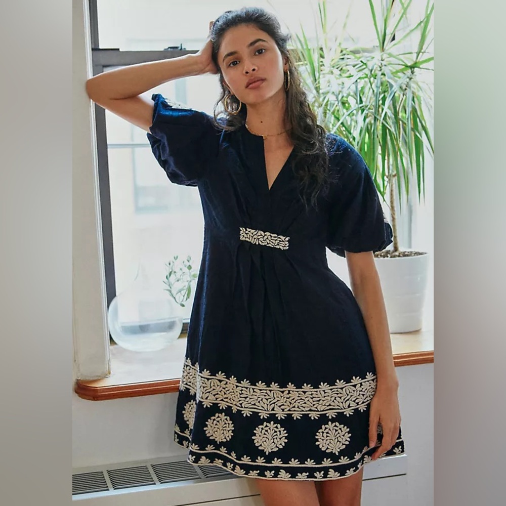 ANTHROPOLOGIE Dark Navy Blue “Orla” Embroidered Mini Dress Subtle Pattern